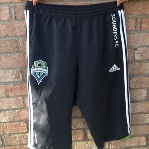 Adidas Seattle Sounders training 3/4 short